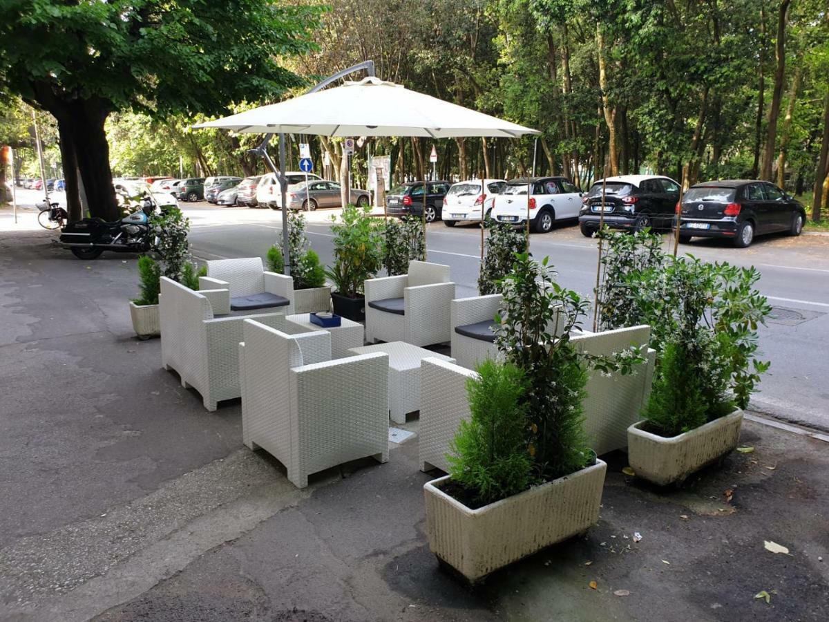 Hotel Bianchi Viareggio Eksteriør bilde